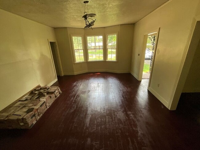 Photo - 262 Dona Ave