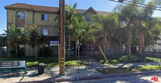 Building Photo - 7756 Laurel Canyon Blvd