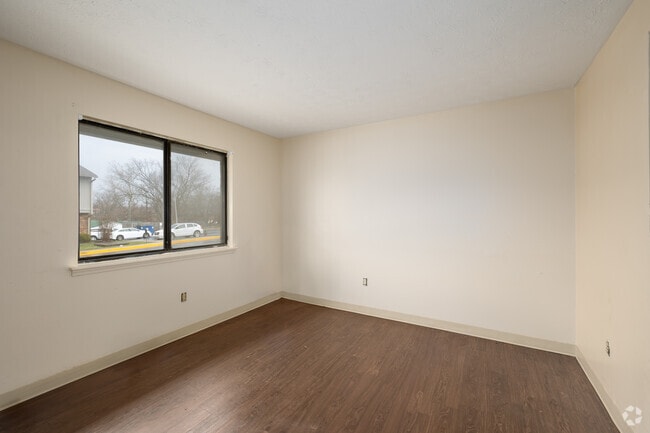 2BR, 1BA - 700SF - Living Room