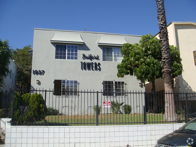 Building Photo - 1937 S Bedford St Unit 1 Rental