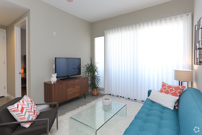 1x1 lvingroom