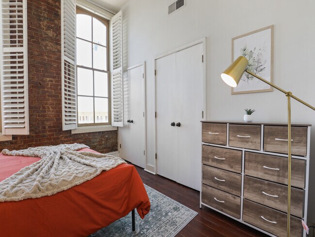 Photo - 66 S Front St Unit 21