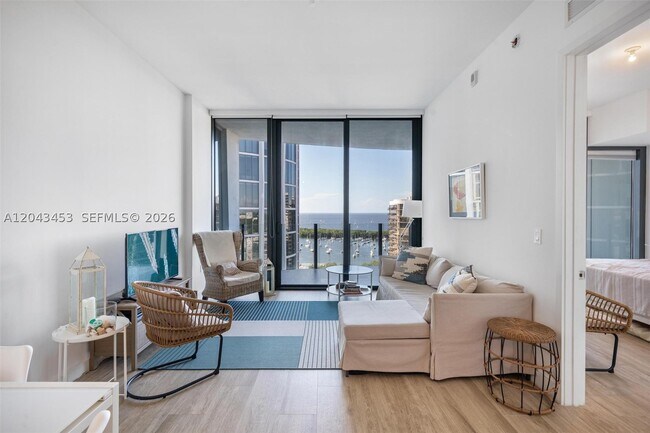 Building Photo - 2831 S Bayshore Dr Unit 1603