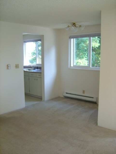 Living Room - Arbour Apartments
