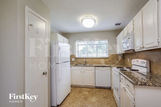 Photo - 7774 High Village Dr