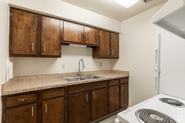 1BR, 1BA