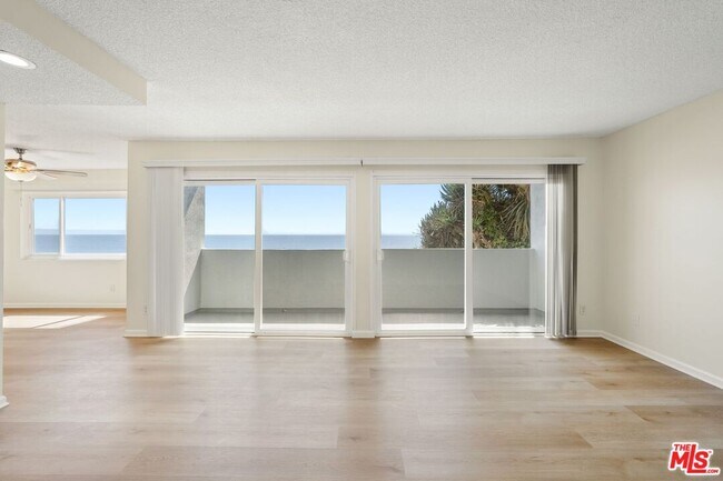 Photo - 18004 Coastline Dr Unit 19