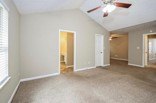 Photo - 1335 Heatherton Rd