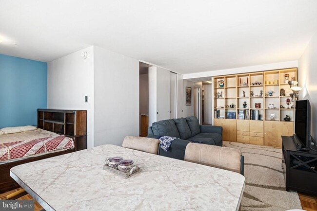 Photo - 604 S Washington Square Unit 2106