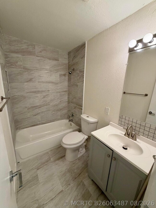 2851 NW 11th Pl Unit 1-3