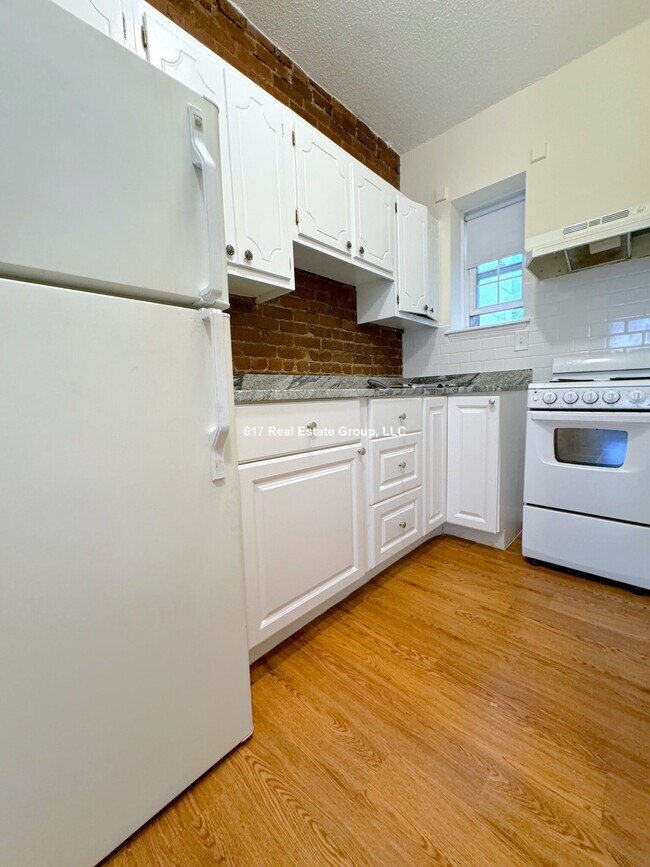 Photo - 50 S Huntington Ave Unit 01