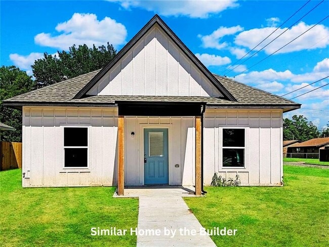 Building Photo - 2126 NW Carroll Ave