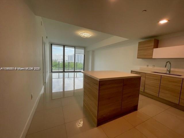 Photo - 2 bedroom in North Miami Beach FL 33160 Unit 904