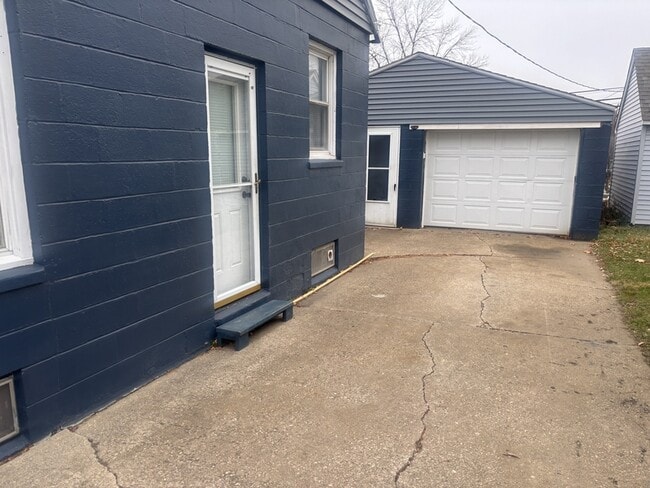 Photo - 1909 Williams Blvd SW