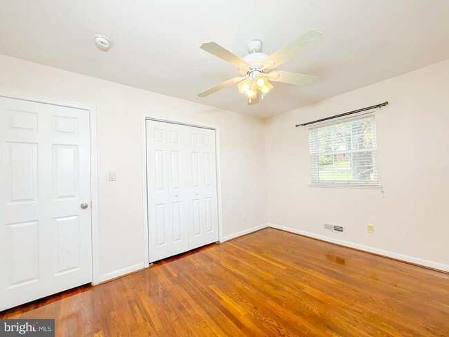 Photo - 3217 St Lukes Ln