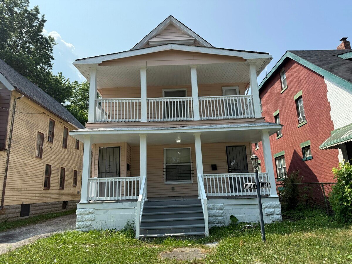 Photo - 10314 Adams Ave