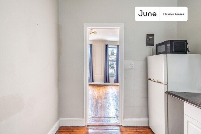 Photo - 518 East 83rd Street Unit 4D