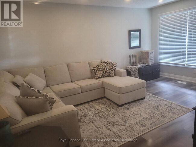 Photo - 22 St James St Unité A