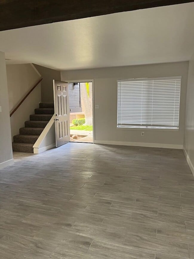 Building Photo - SH6012C Unit 6012-C