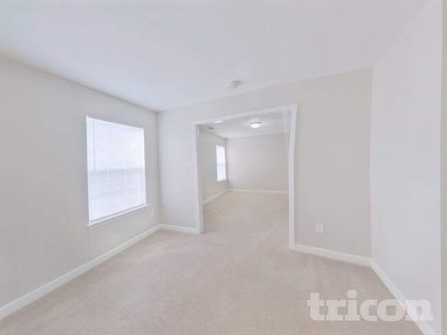 Photo - 506 Glencroft Dr