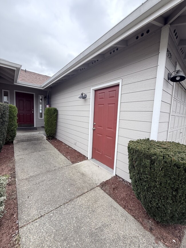 Photo - 2731 176th St NE