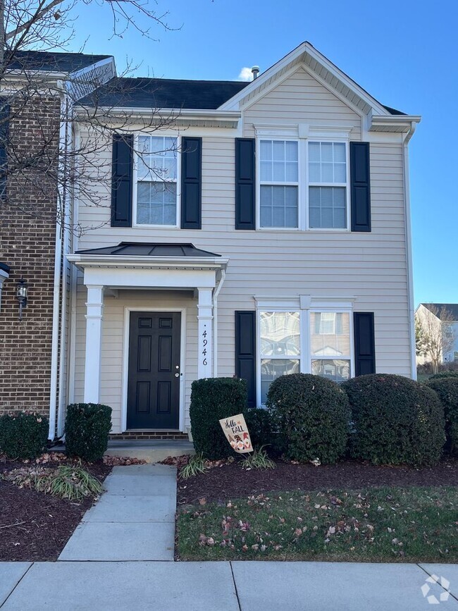 Building Photo - 2BR/2.5 BA Townhome in Farmington Ridge