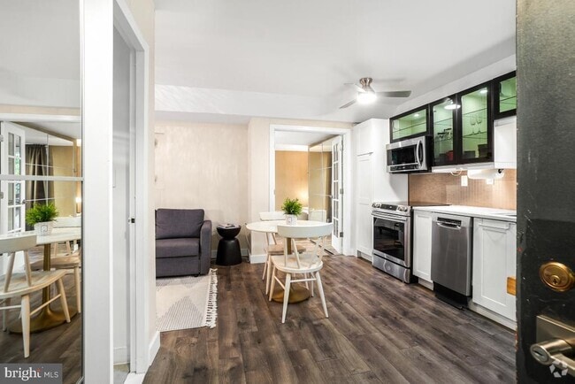 Building Photo - 2201 L St NW Unit 319 Rental