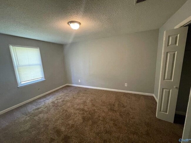 Photo - 4514 Bonnell Dr NW Unit B