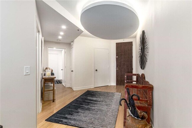 Photo - 2660 Peachtree Rd Unit 18H