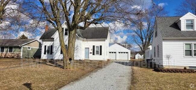 Building Photo - 124 S Frankfort St Rental