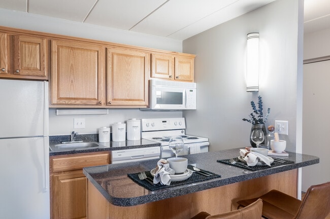 Kitchen with Breakfast Bar