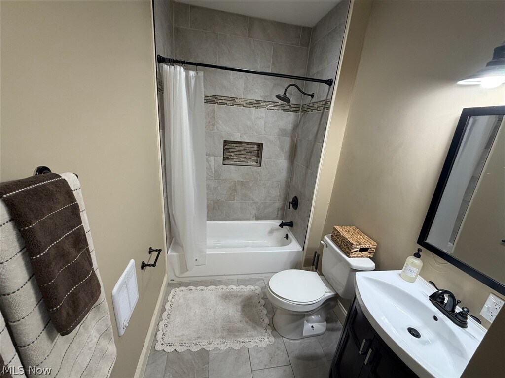 Photo - 3186 Euclid Heights Blvd Unit 1