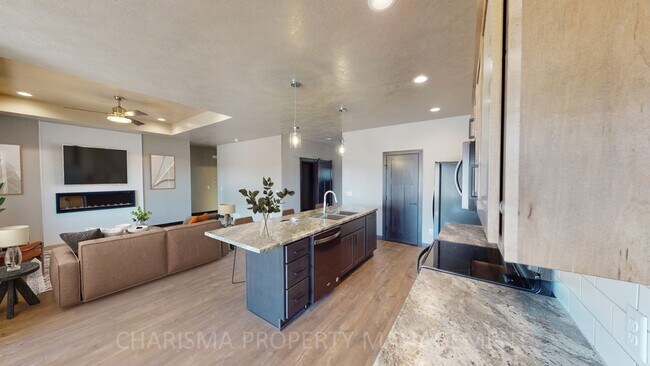 Photo - 4528 W Graceland Pl