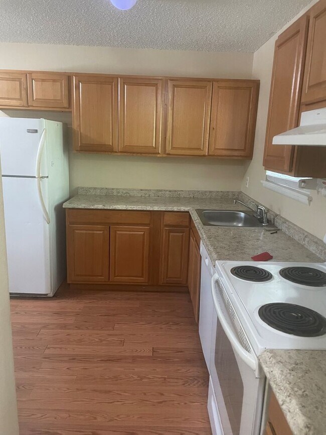 Now renting 2 bedroom Condo upstairs Condo for Rent in Wenatchee, WA