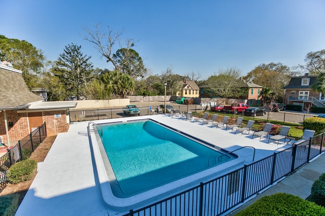 Photo - Midtown Place Apartments