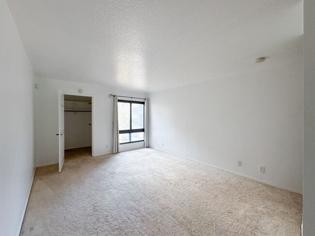 Photo - 2bd 2ba condo in Playa Vista !