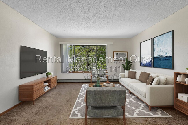 Building Photo - 131 Cedar Ct E Unit 304