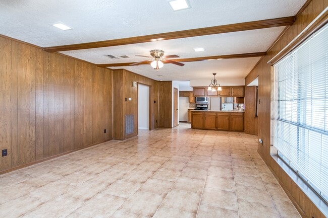 Photo - 1830 Baker Dr