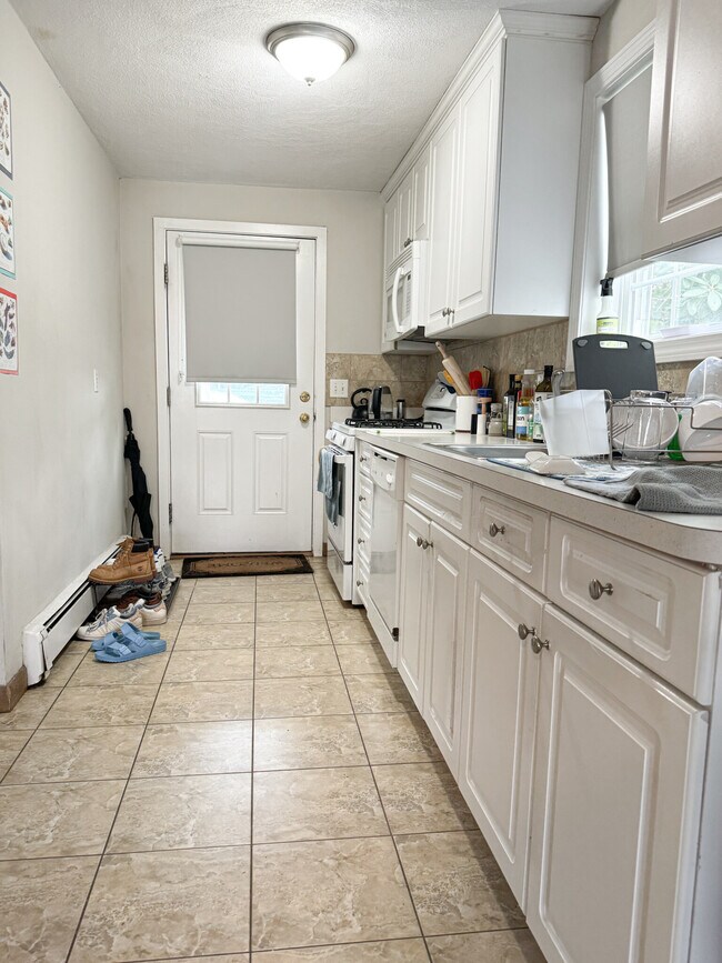 Photo - 17 Adamson St Unit 1