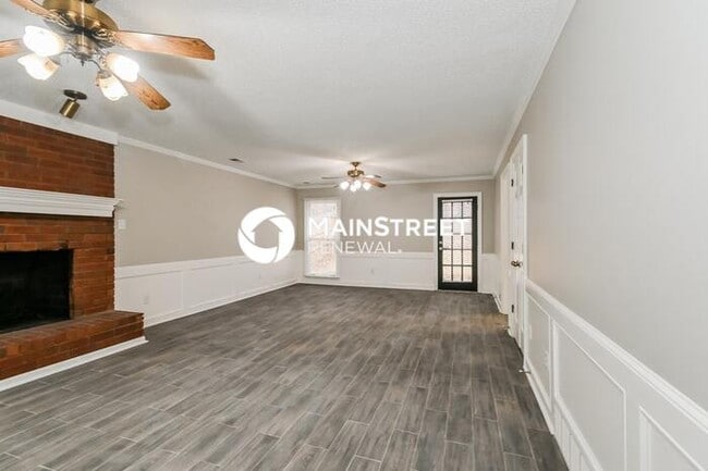 4 Bedroom Pet-Friendly Home in CORDOVA, TN with Main Street Renewal