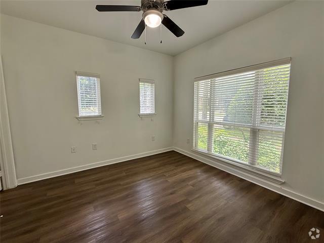 Building Photo - 6740 Windhaven Pkwy Rental