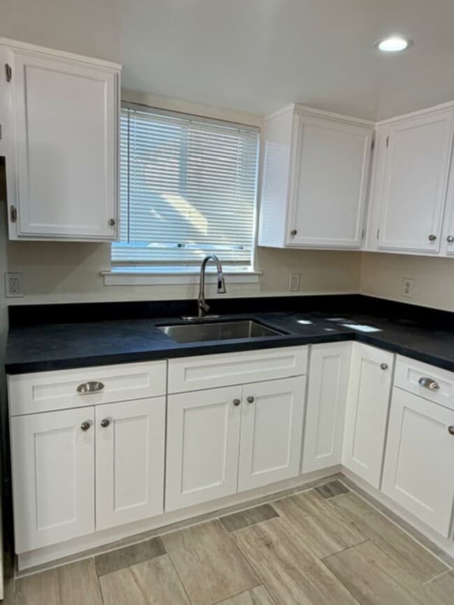 Photo - 02360 Unit 2362A