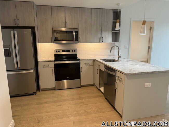 Building Photo - 55 Brighton Ave Unit 305 Rental