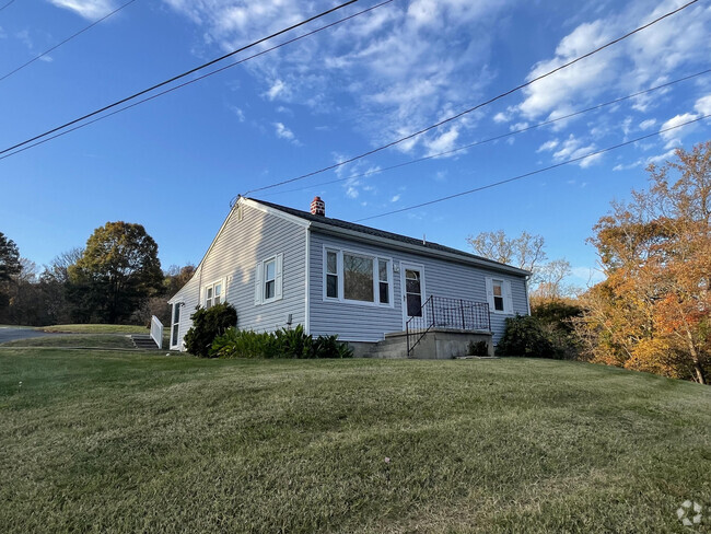 Building Photo - 7675 Bent Mountain Rd Rental