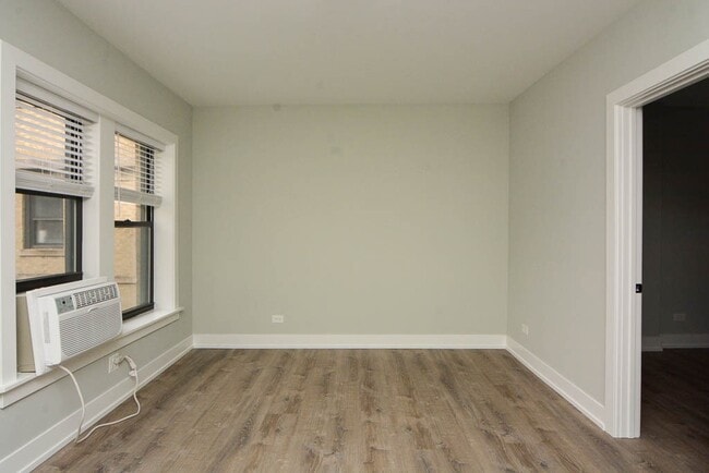 Photo - 729 W Brompton Ave Unit 57