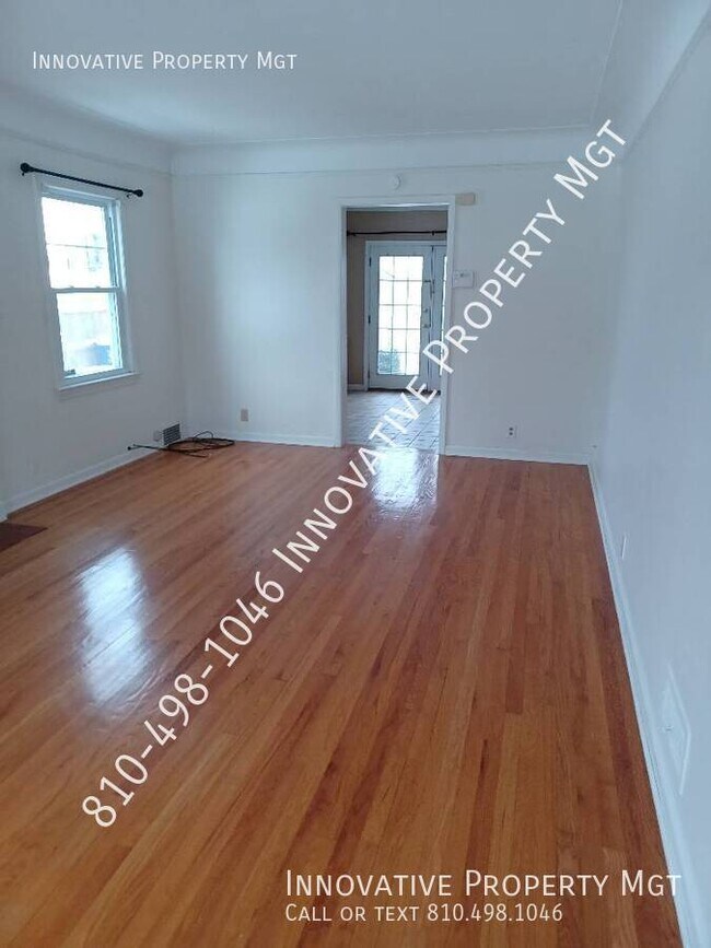 Photo - 611 Roome Ct