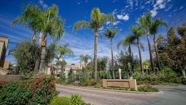 Building Photo - 23835 Del Monte Dr. Unit #99