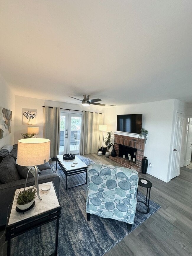Building Photo - 1 Bedroom 1 Bath Fully Furnished Ready To ... Rental
