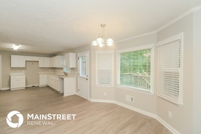 Photo - 5501 Reynard Trail