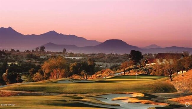 Building Photo - Tucson National Home on the Golf Course
